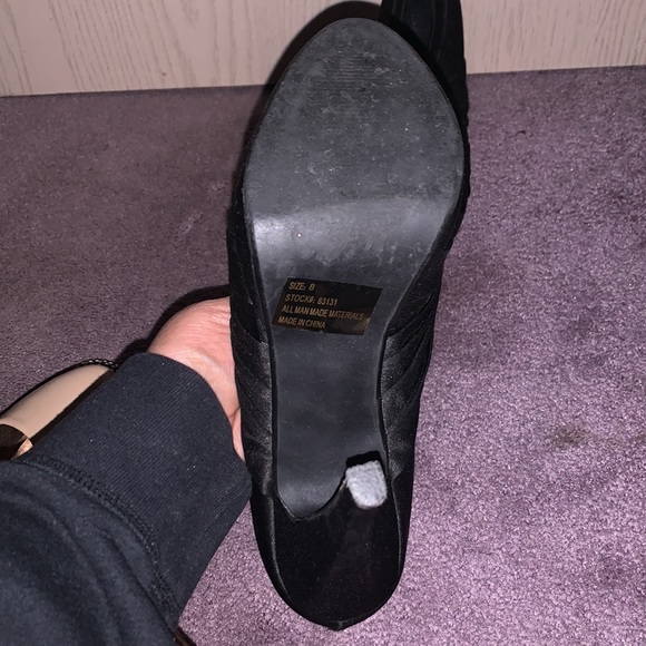 Black satin heels - Picture 4 of 5